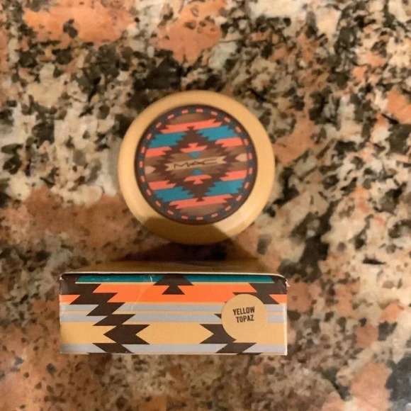 MAC Retired Vibe Tribe Limited Ed Lipstick, Face Powder, Eye.
New in Box - Picture 3 of 5